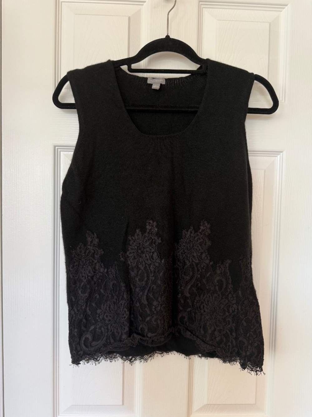 Ann Taylor Cashmere Sleeveless Top with Lace Details Black - Large